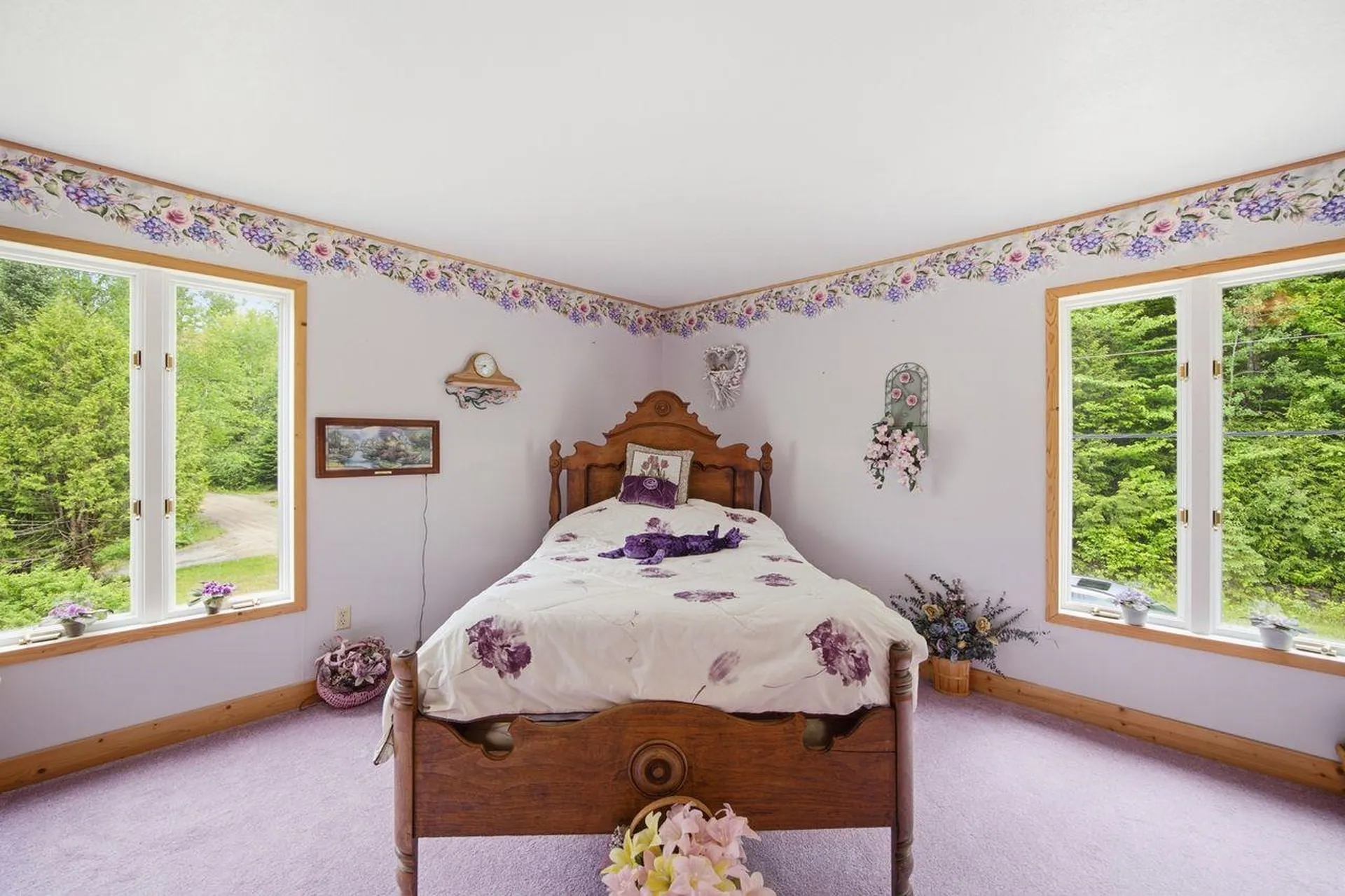 46 Kelly Road Stark NH 03582