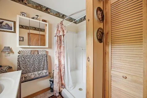 46 Kelly Road Stark NH 03582