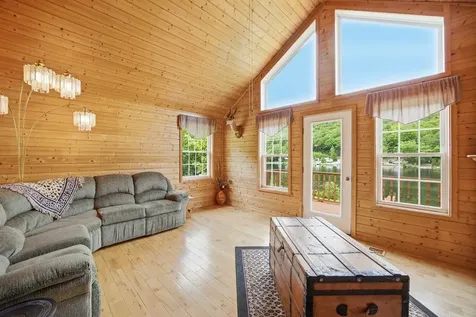46 Kelly Road Stark NH 03582