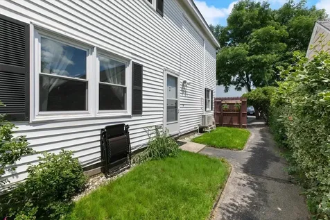 13 Batchelder Avenue Manchester NH 03103
