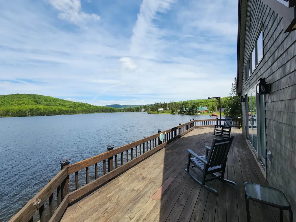 1467 Diamond Pond Road Stewartstown NH 03579