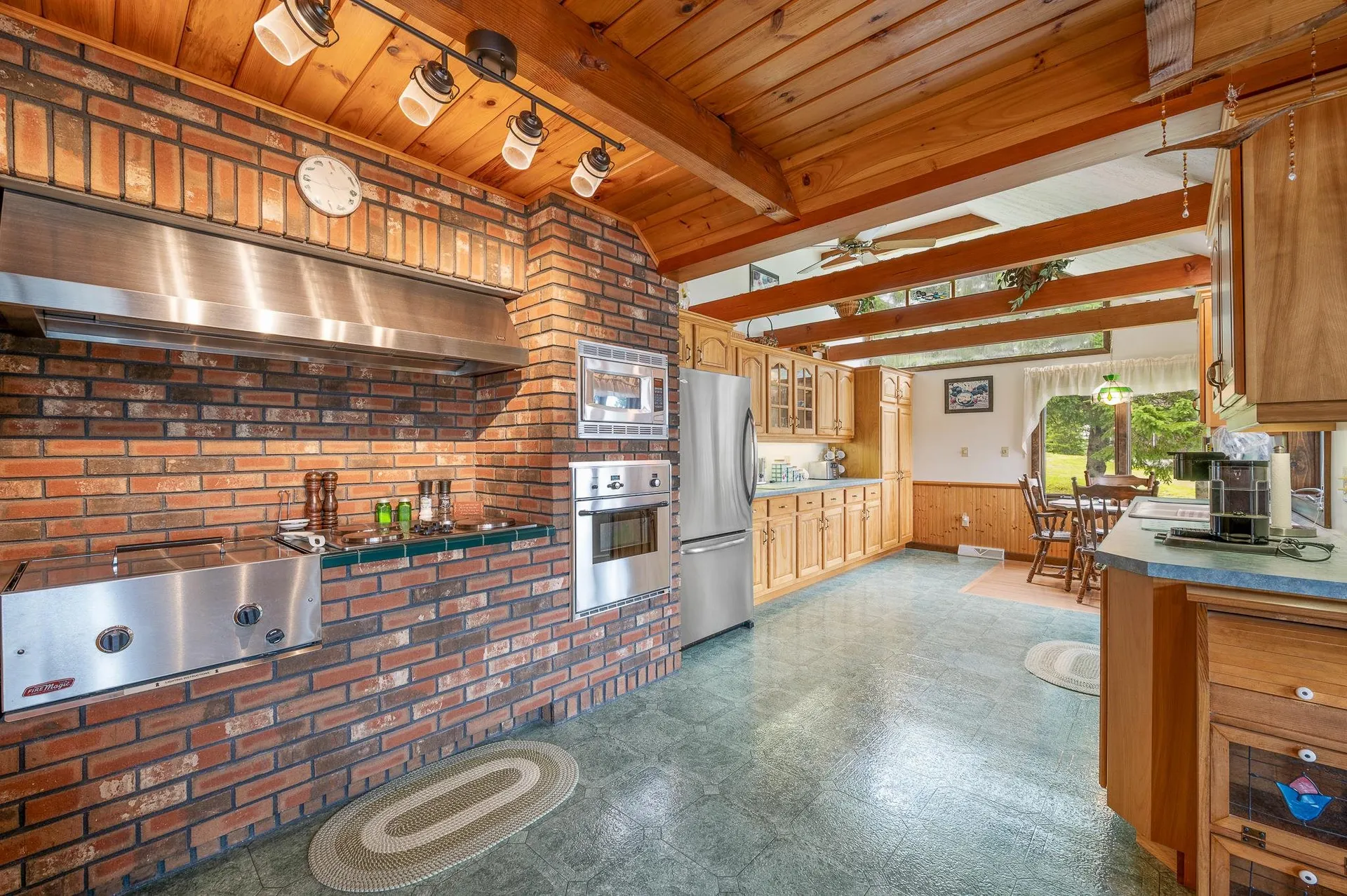 1467 Diamond Pond Road Stewartstown NH 03579