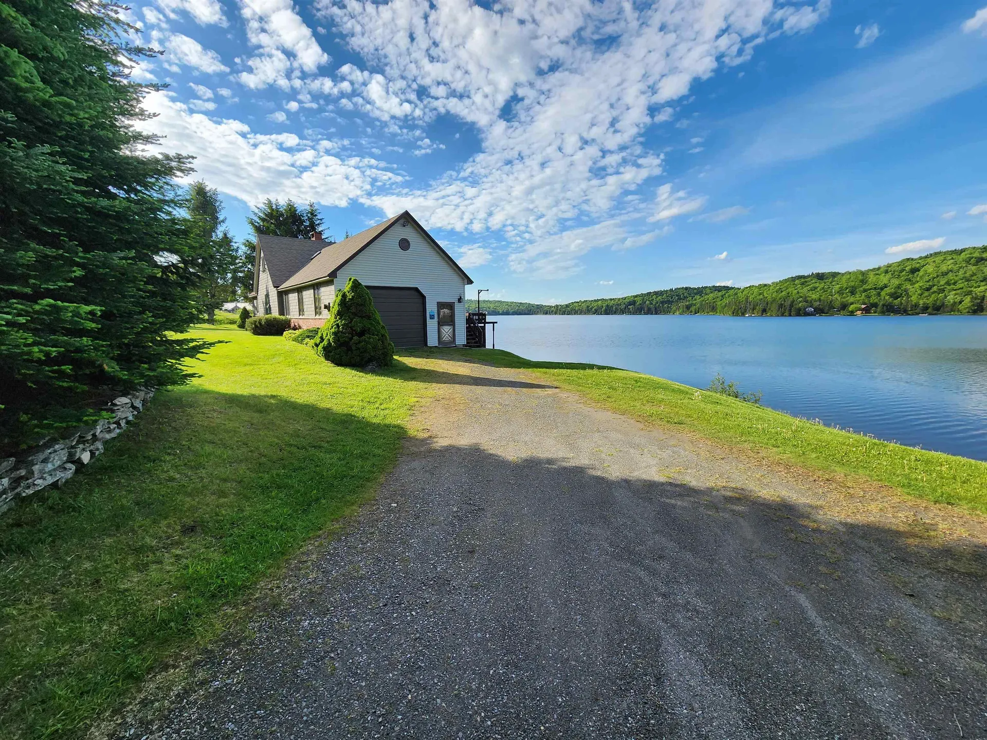 1467 Diamond Pond Road Stewartstown NH 03579