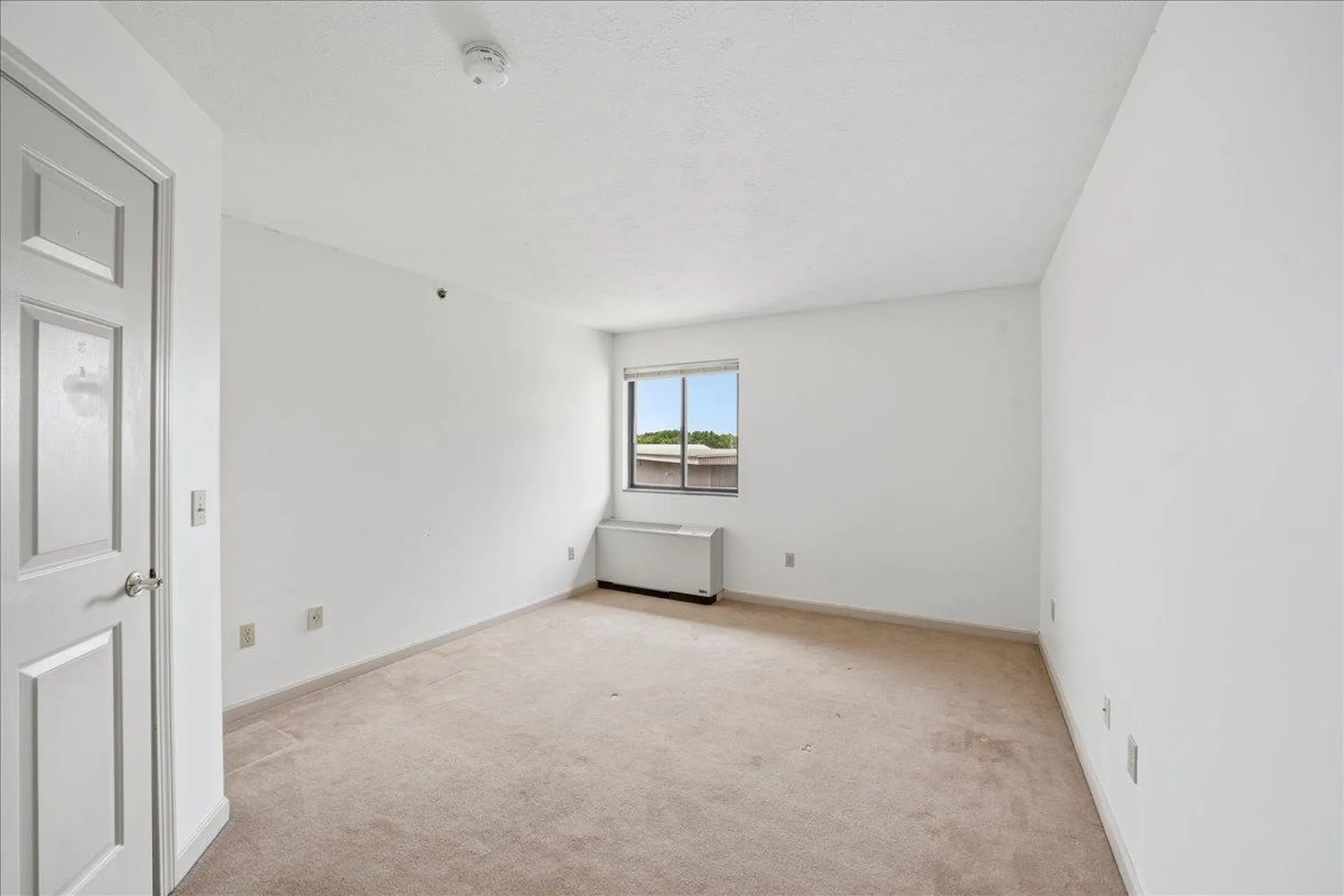 10 Kellogg Road Essex VT 05452