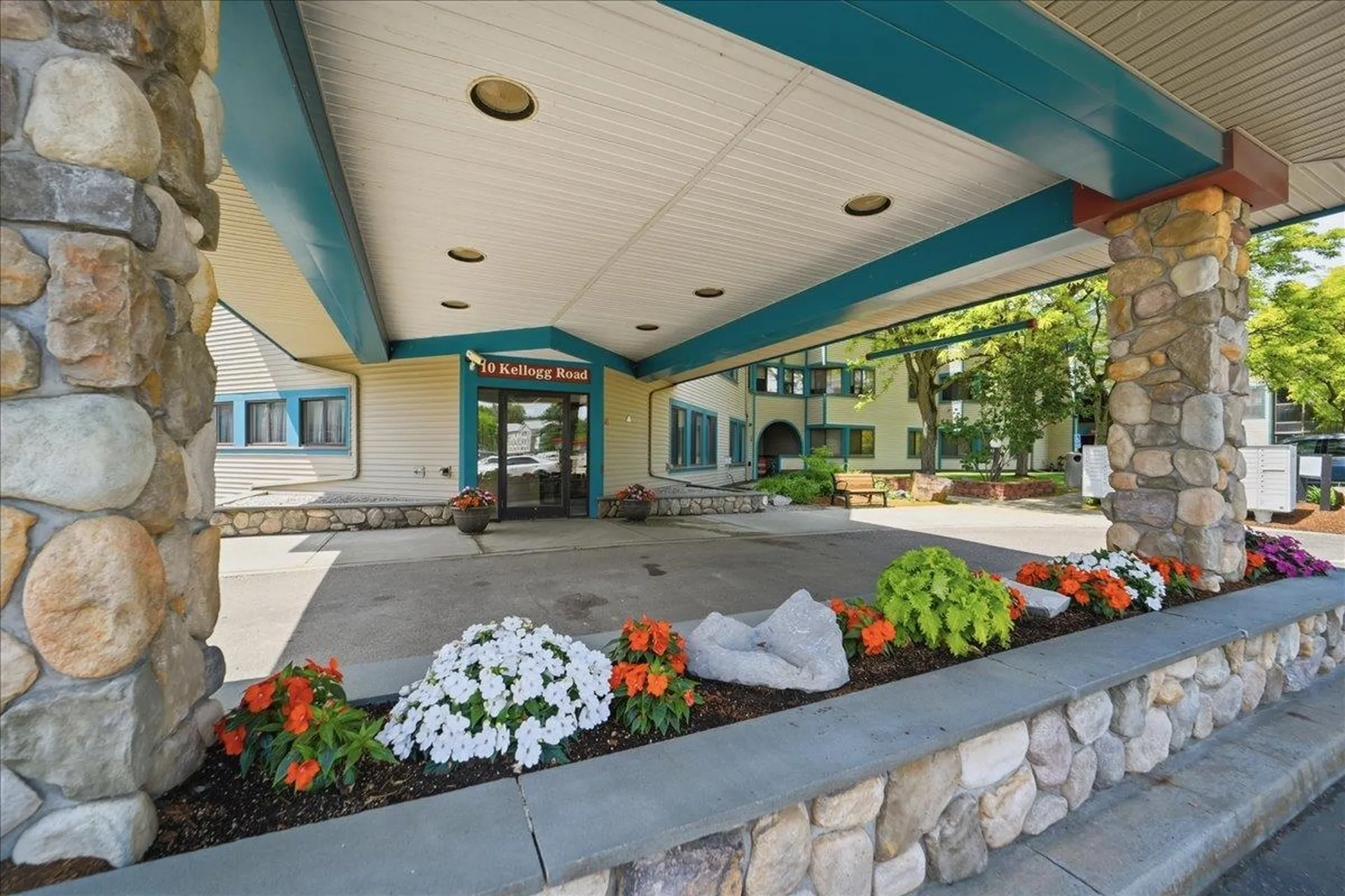 10 Kellogg Road Essex VT 05452