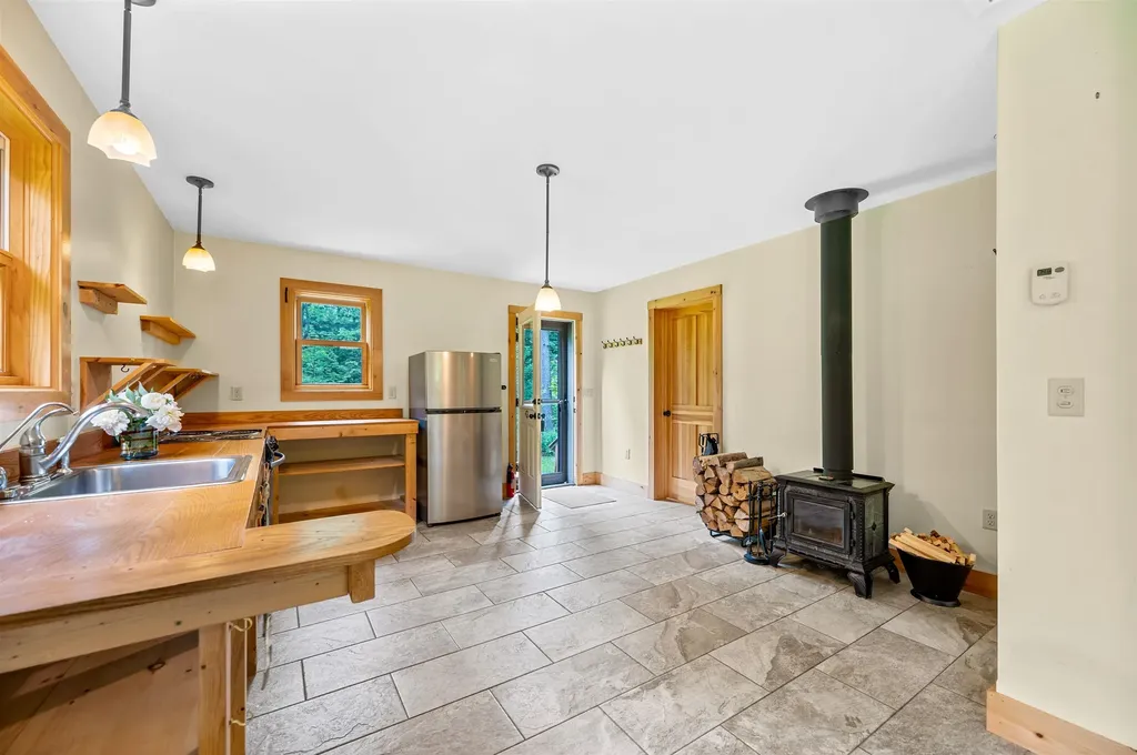 228 Guyette Road Marshfield VT 05667