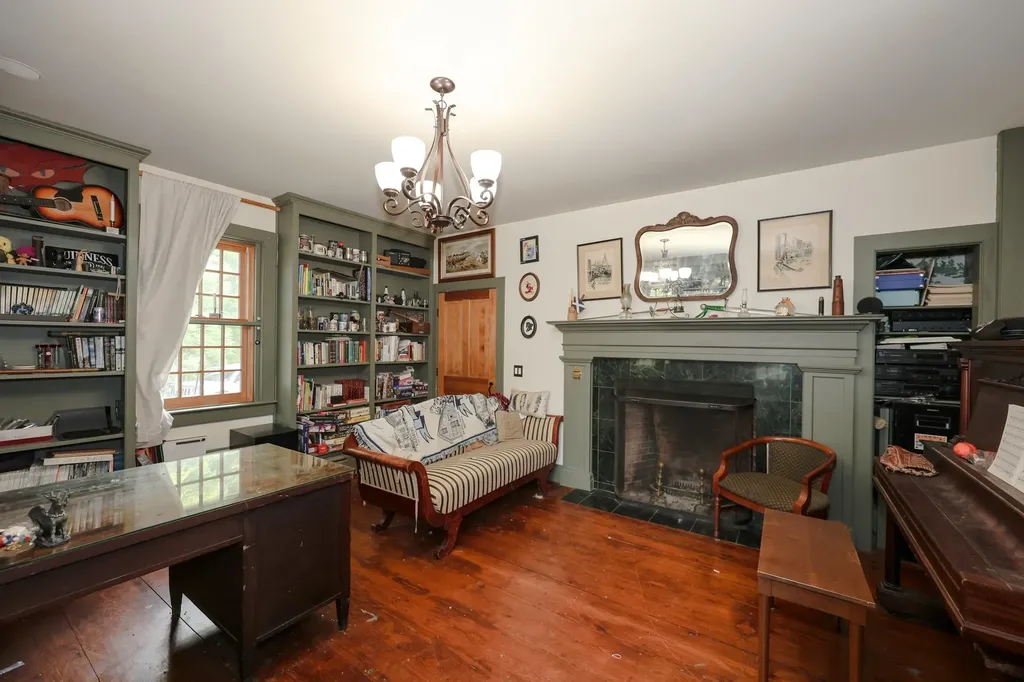 24 Franklin Road Salisbury NH 03268