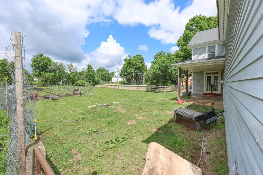 24 Franklin Road Salisbury NH 03268