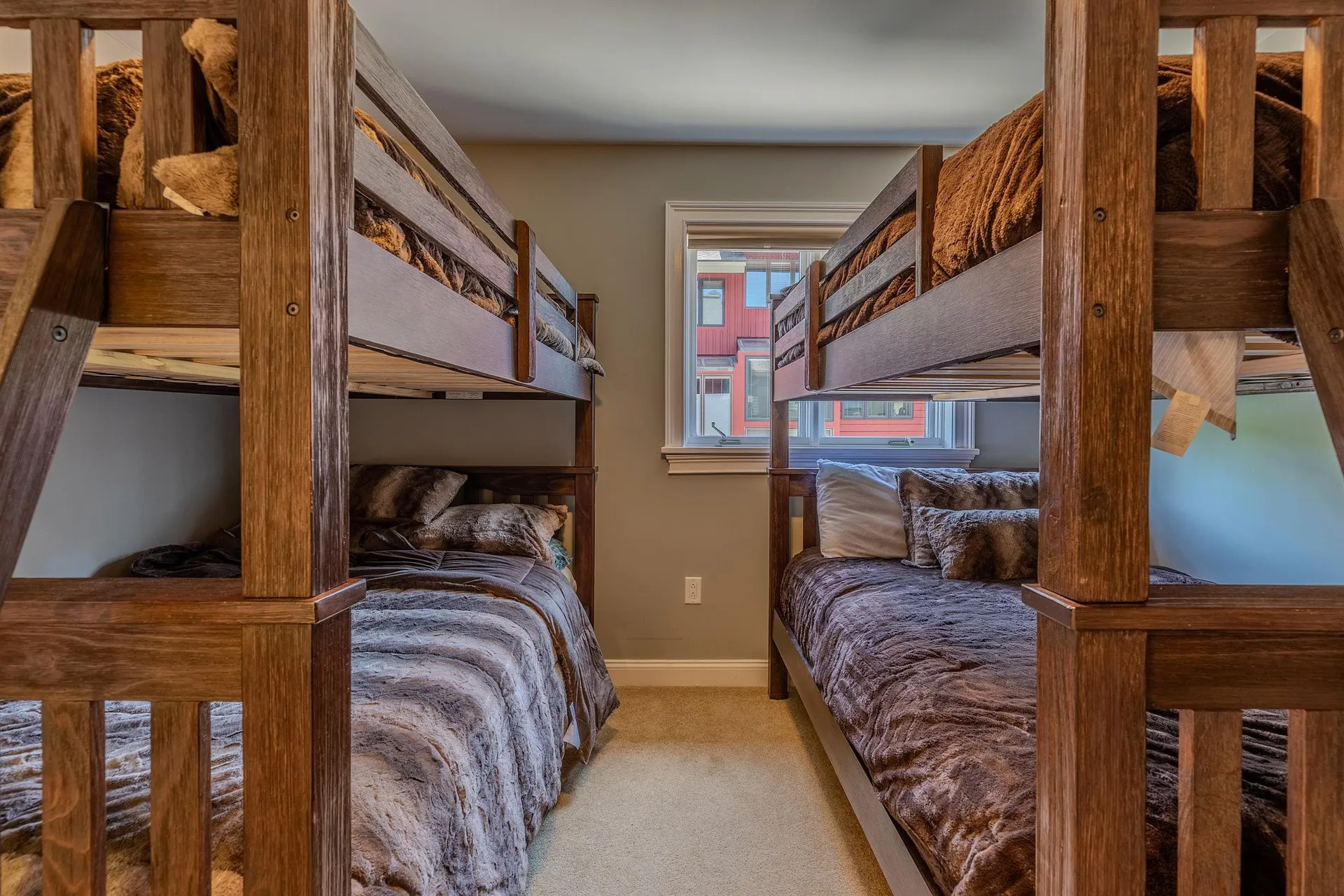 9 Mountain Reach Mews Road Stratton VT 05155