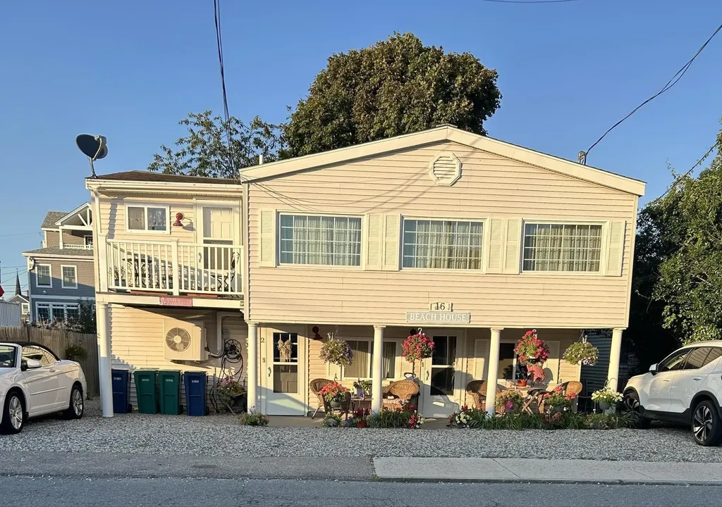 14-16 Island Path Road Hampton NH 03842