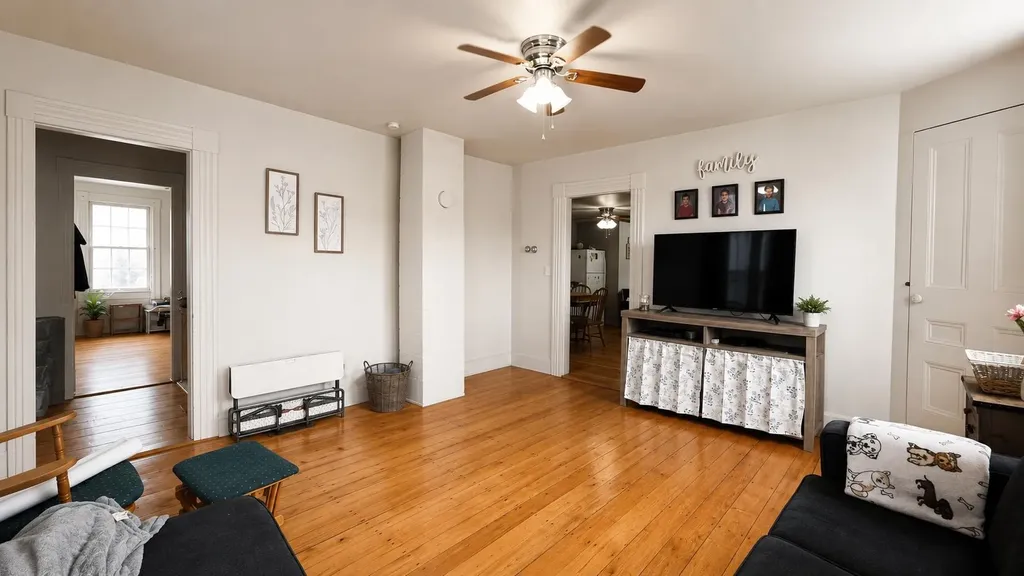 15 Daniels W Road Albany VT 05845