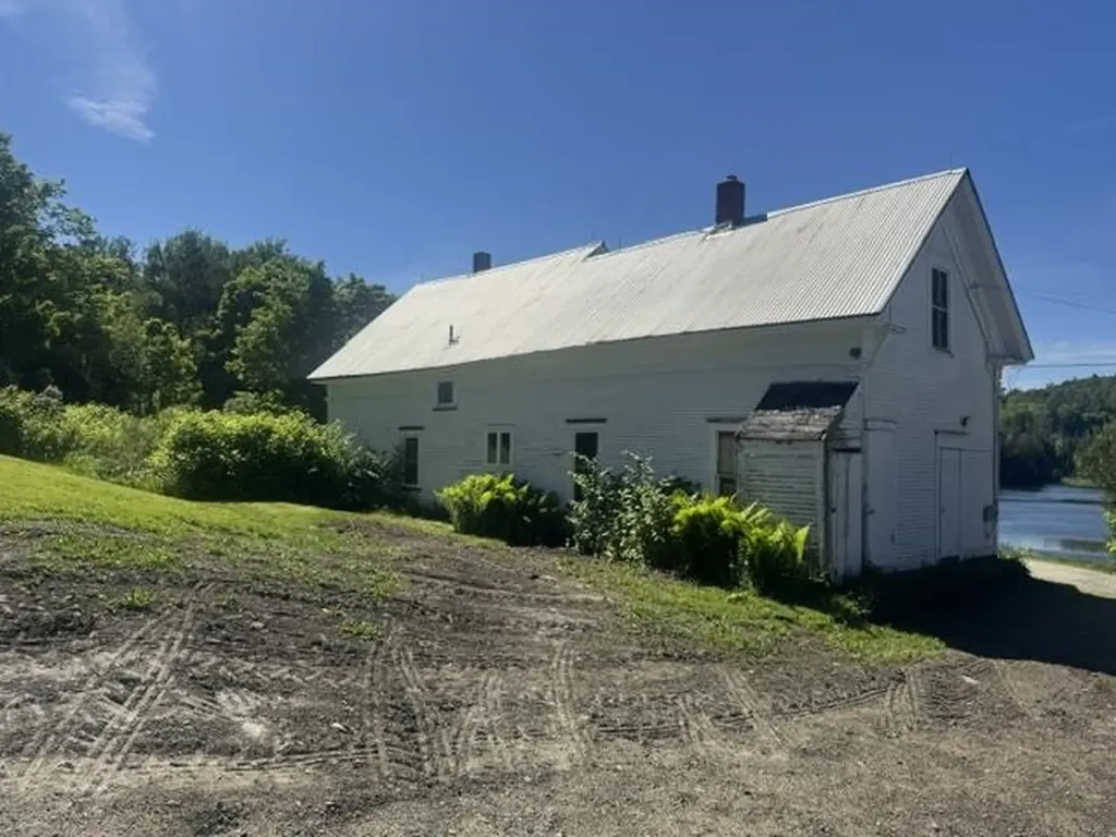 3491 County Road Albany VT 05875