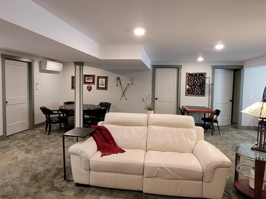 638 Vale Drive South Burlington VT 05403