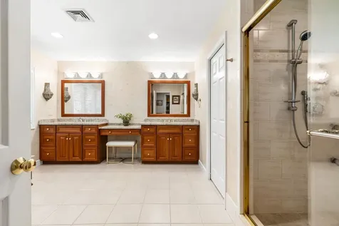 30 Gale Road Hampton NH 03842