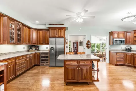 30 Gale Road Hampton NH 03842