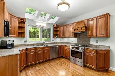 30 Gale Road Hampton NH 03842