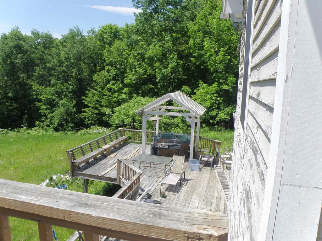 106 Town Farm Road Wilmington VT 05363