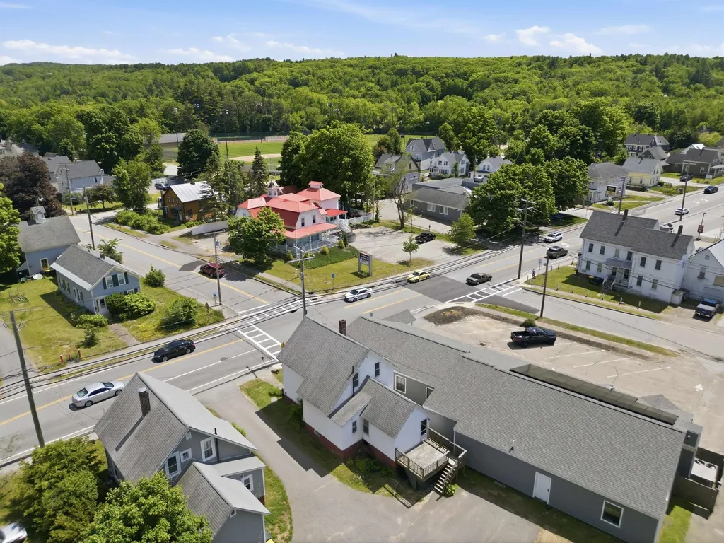 191 Court Street Laconia NH 03246