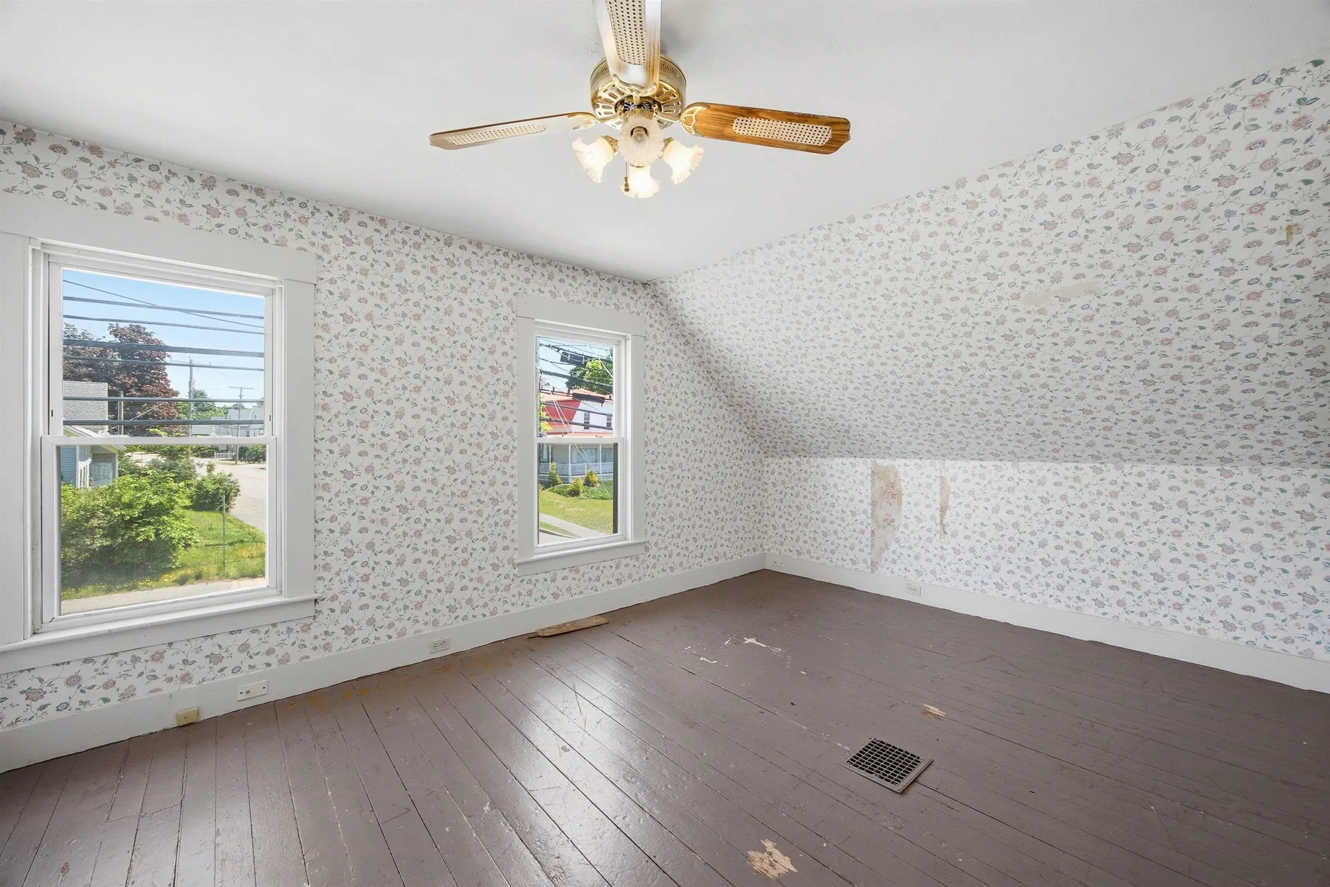 191 Court Street Laconia NH 03246