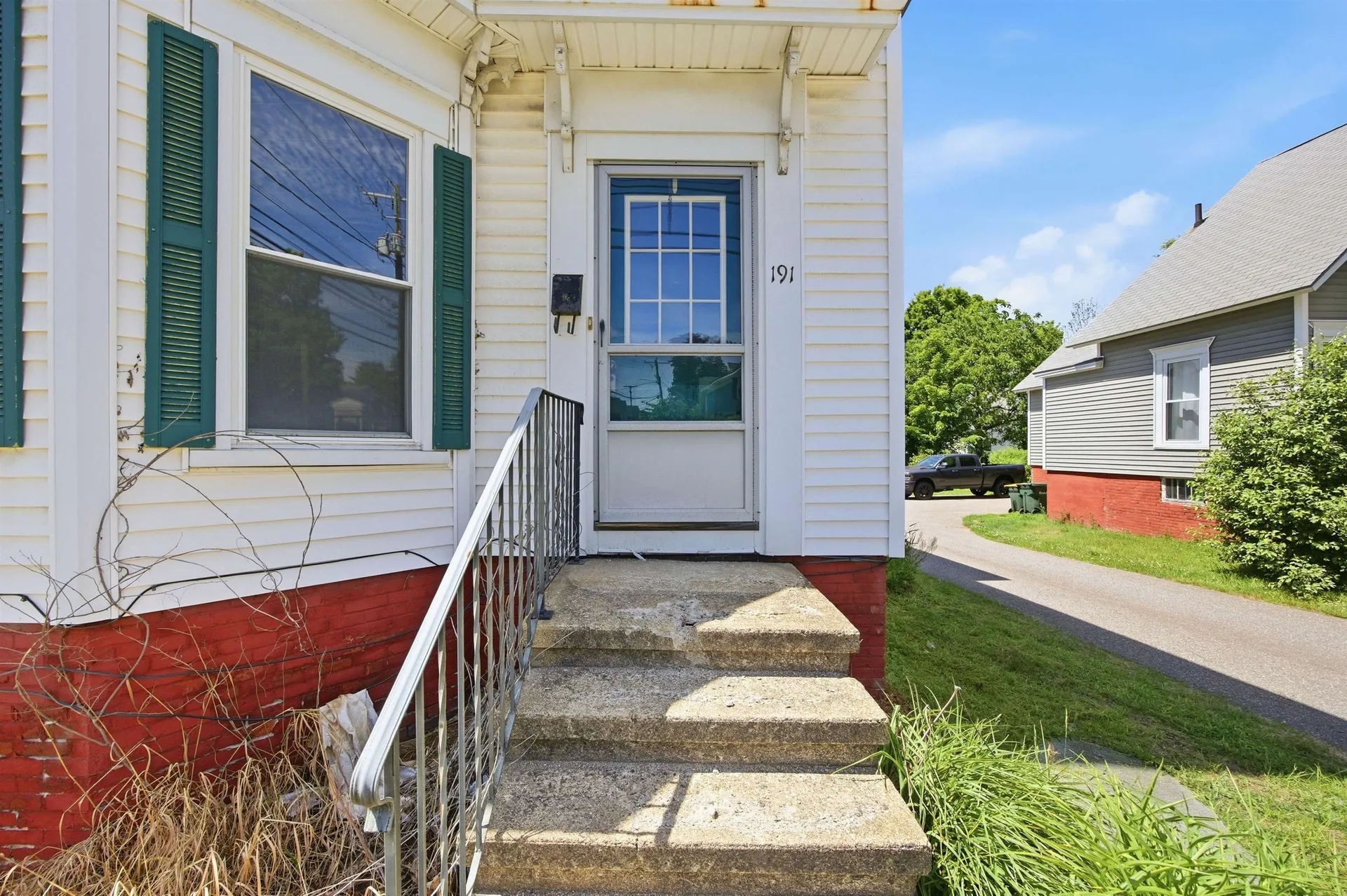 191 Court Street Laconia NH 03246