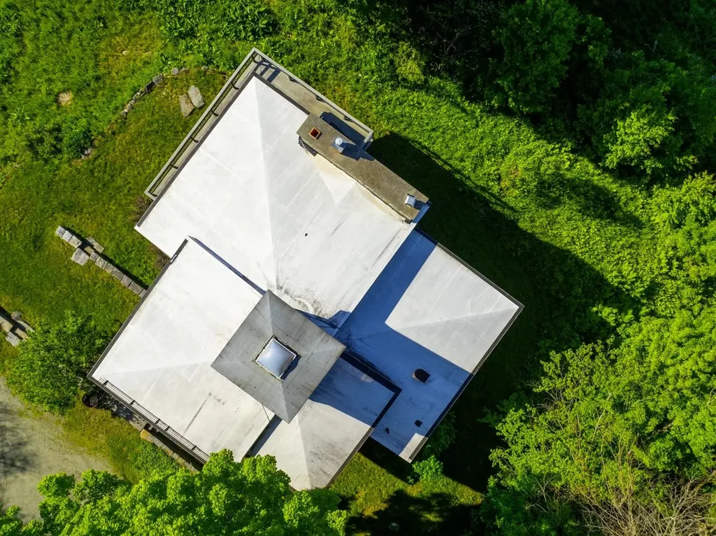 358 Fleming Road Warren VT 05674