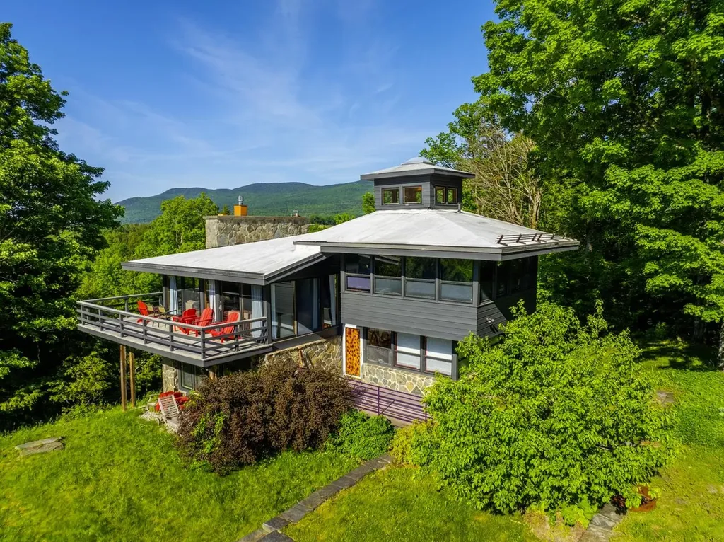 358 Fleming Road Warren VT 05674
