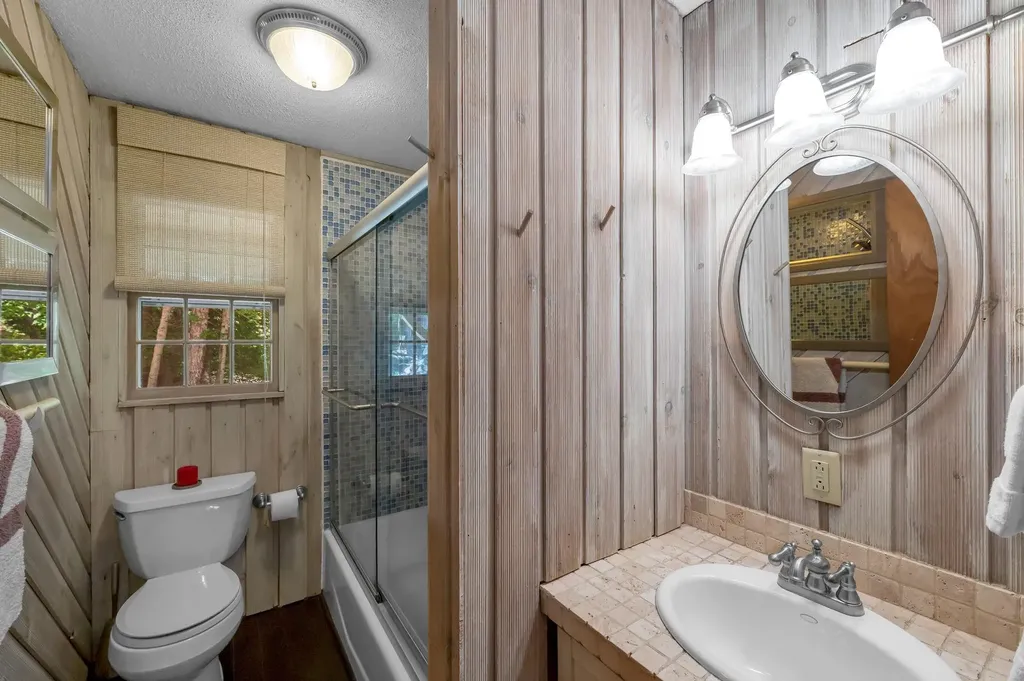 638 Hemlock Hill Road Wardsboro VT 05360