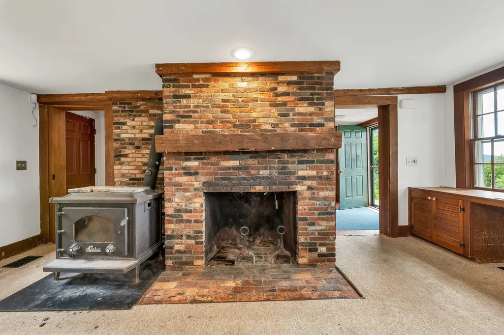 163 Maple Ridge Road Sandwich NH 03259