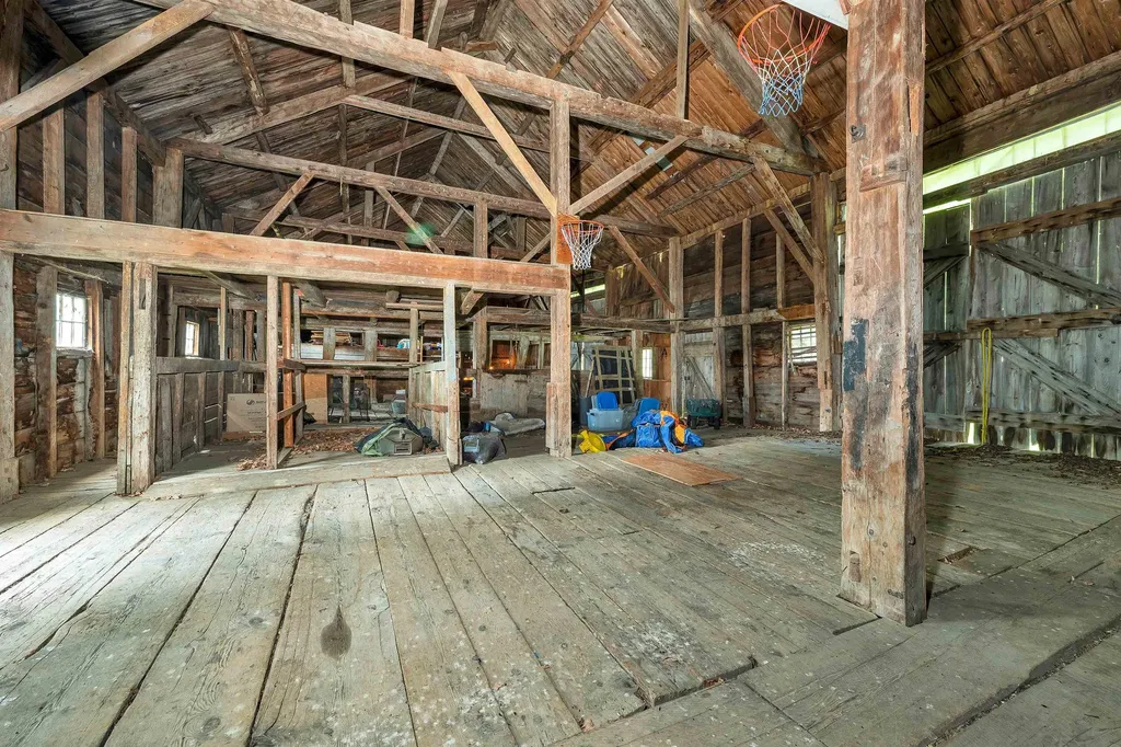 163 Maple Ridge Road Sandwich NH 03259