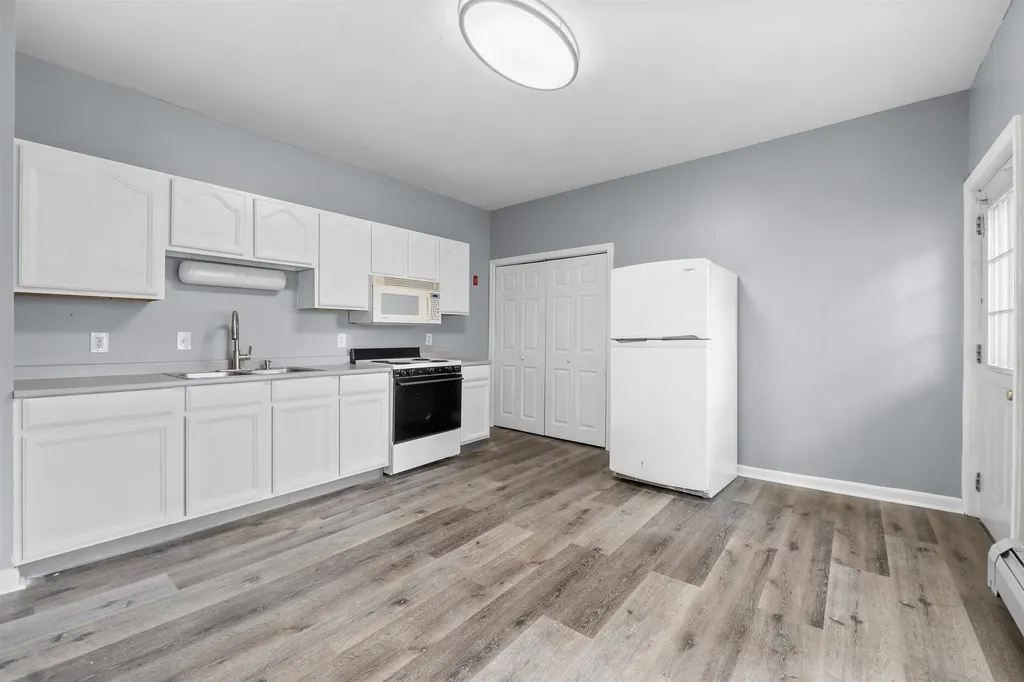 56 Harvard Street Laconia NH 03246