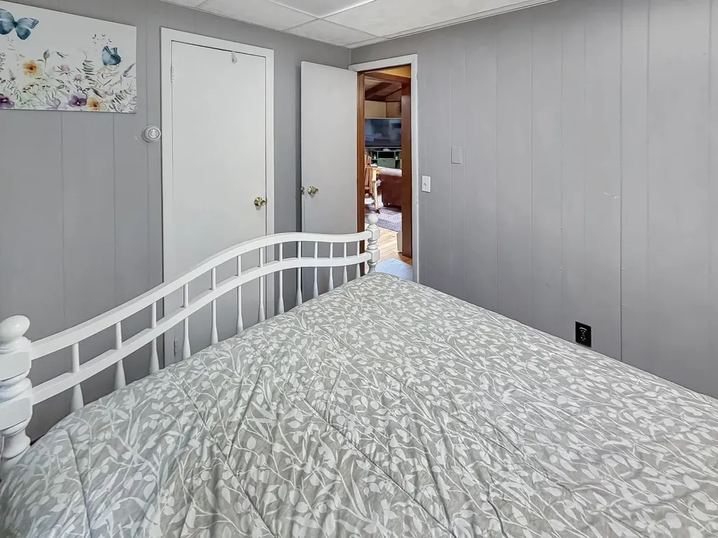 207 Lakeside Drive Haverhill NH 03785