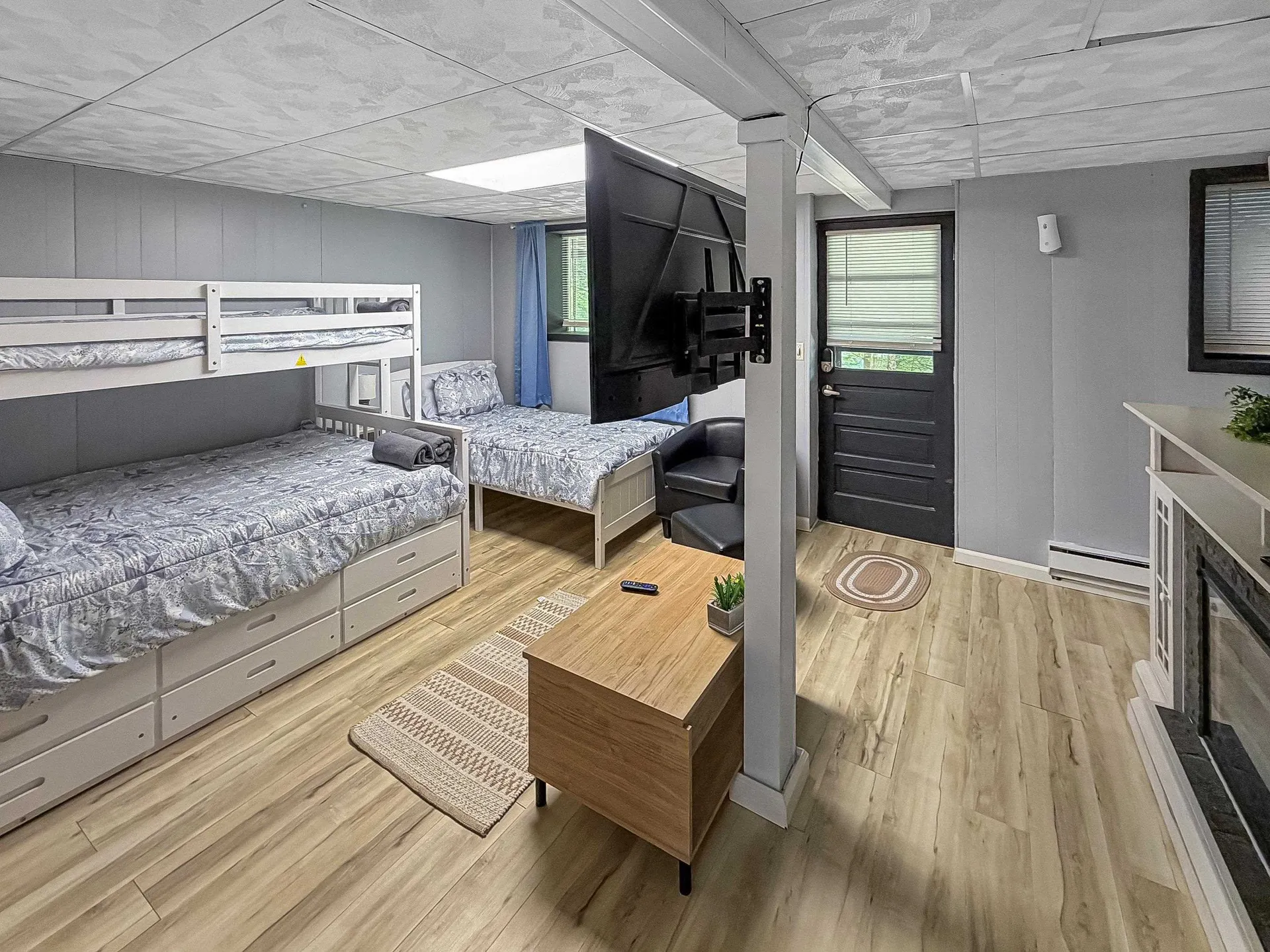 207 Lakeside Drive Haverhill NH 03785