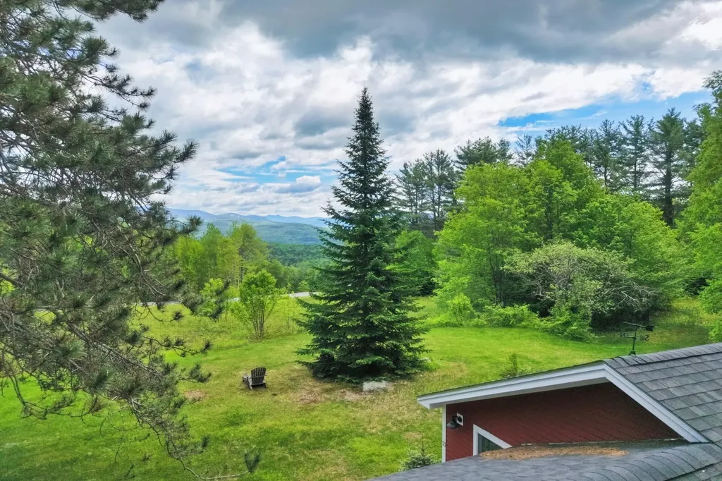 13 Haley Drive Campton NH 03223