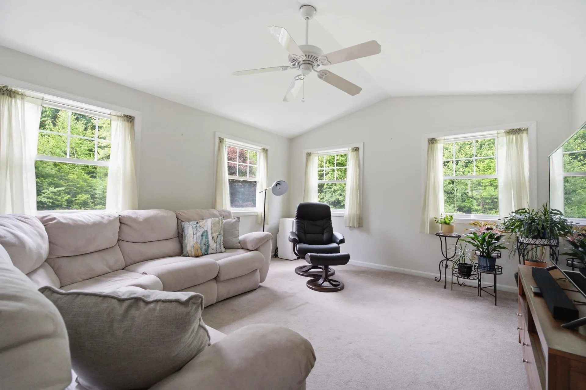 435 Terrie Drive Pembroke NH 03275