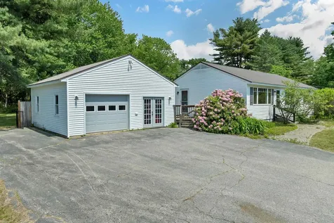 4 Anagance Lane Wolfeboro NH 03894
