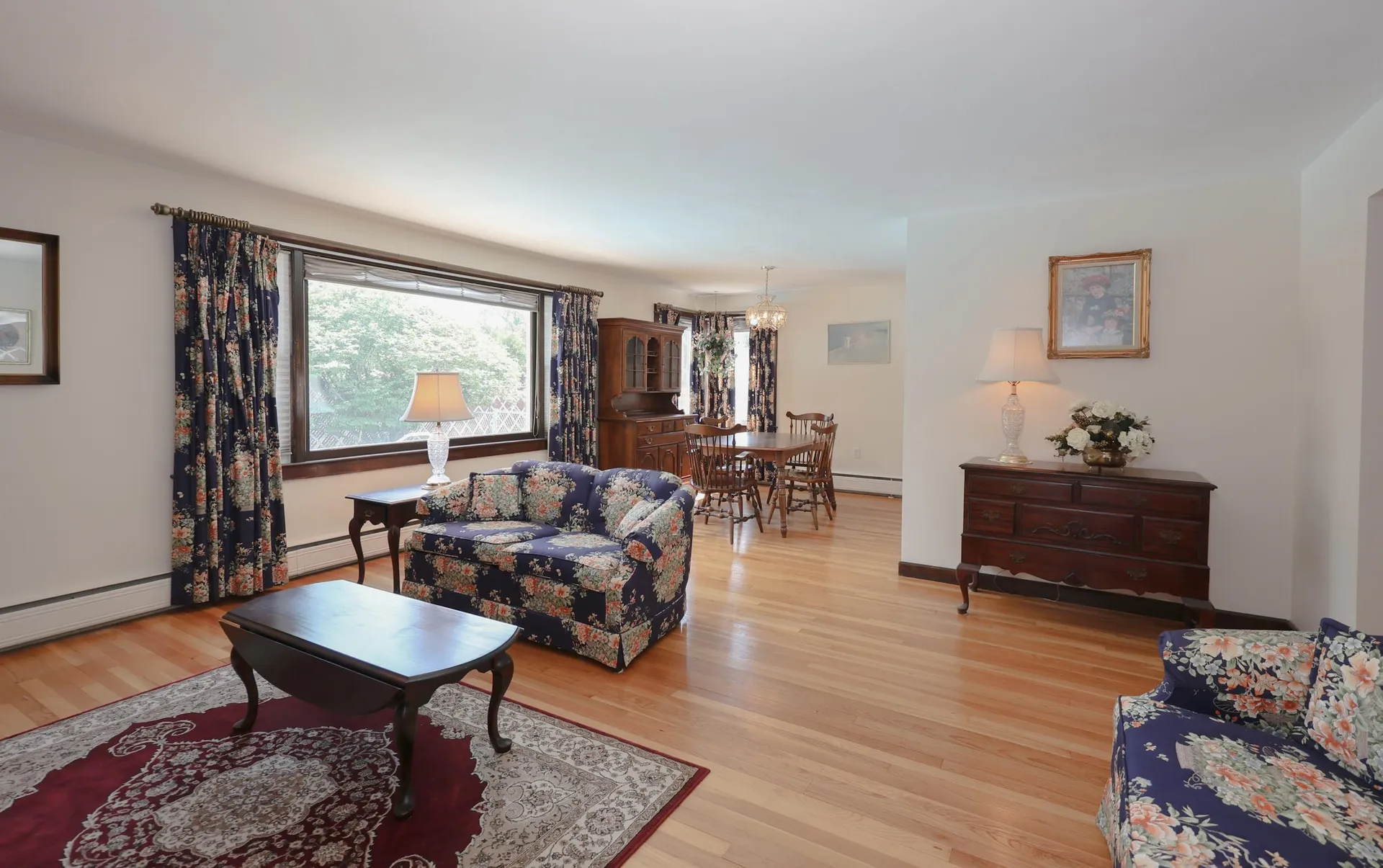 68 Robinson Road Nashua NH 03060