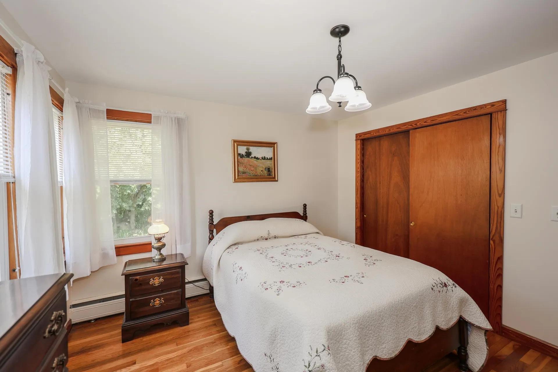 68 Robinson Road Nashua NH 03060