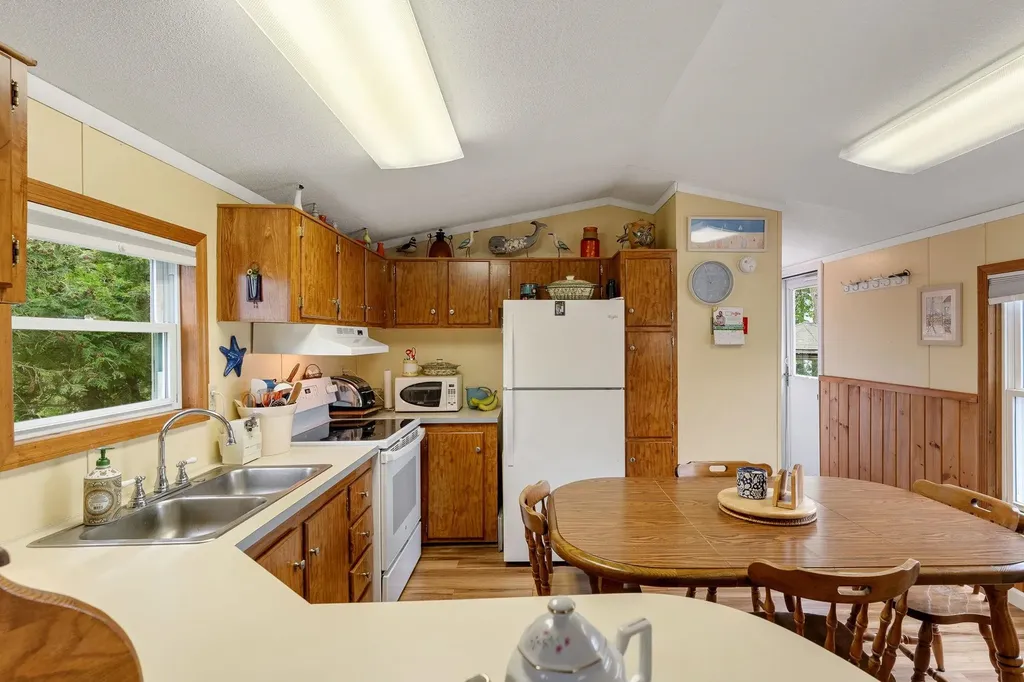 279 Hunter North Road Alburgh VT 05440