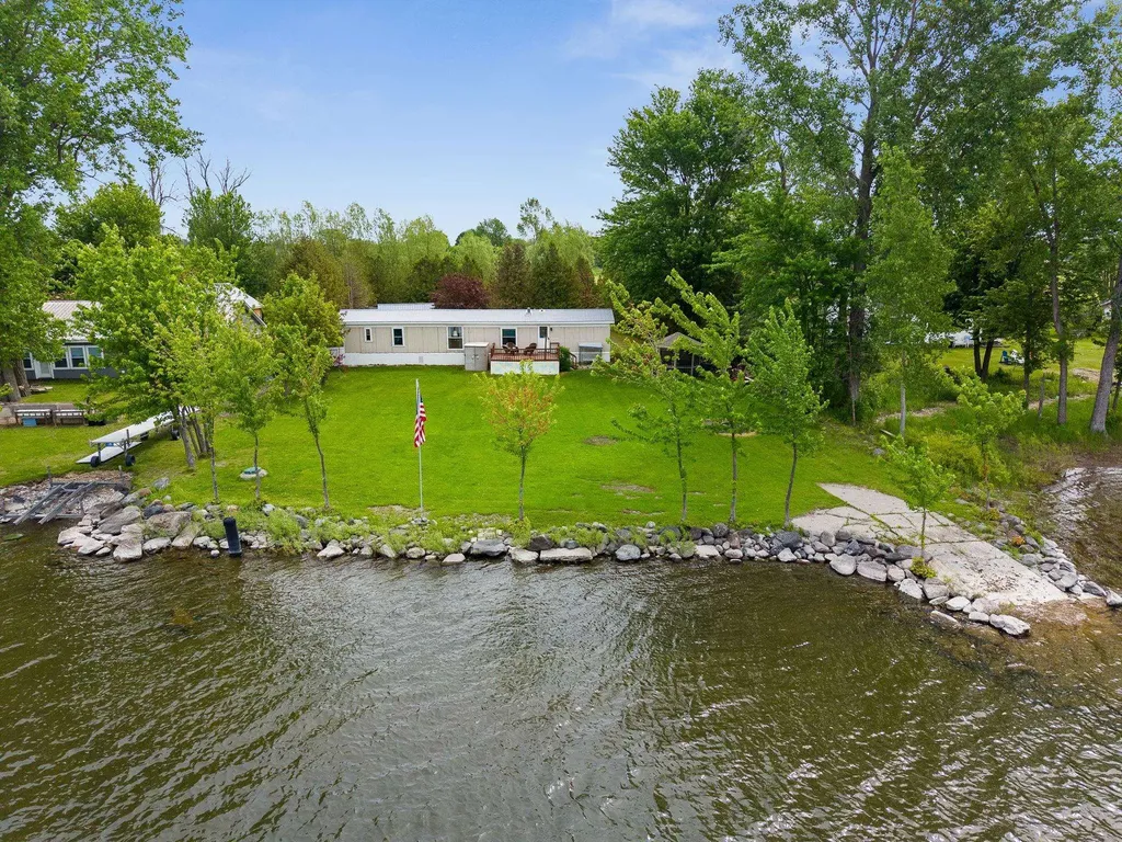 279 Hunter North Road Alburgh VT 05440