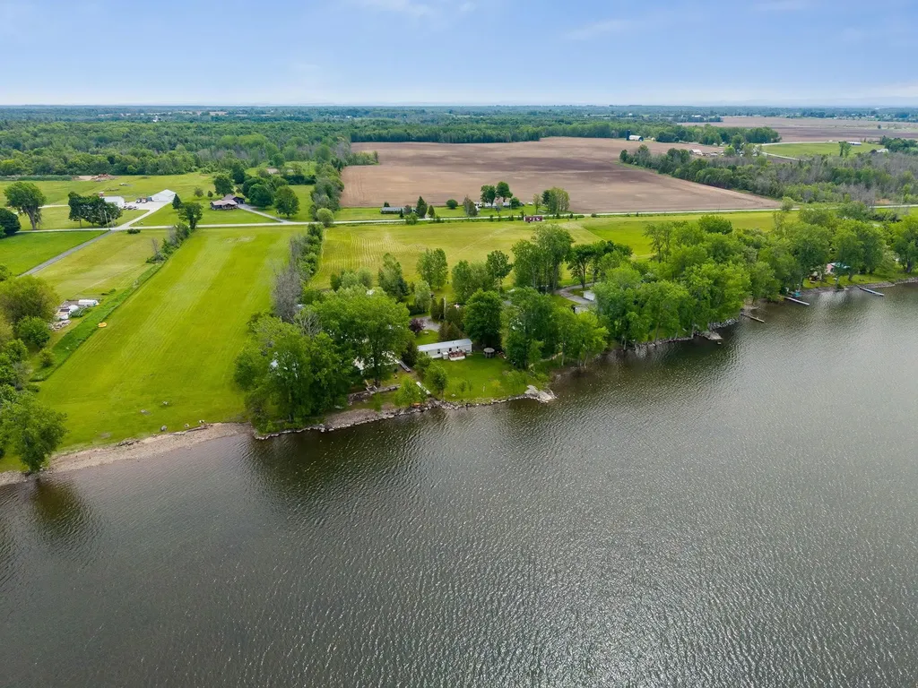279 Hunter North Road Alburgh VT 05440