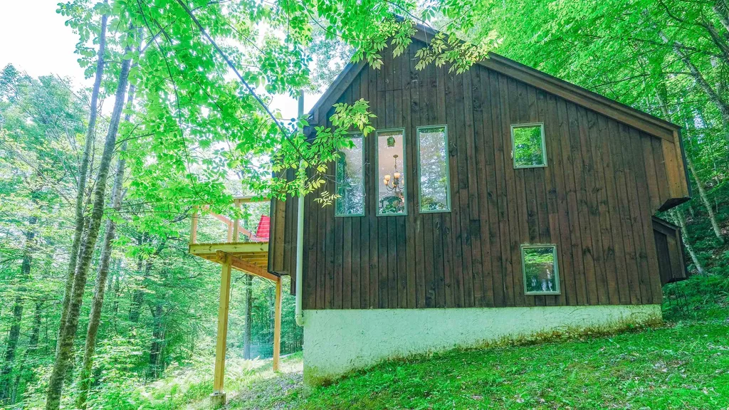366 Crimson Hawk Road Plymouth VT 05056