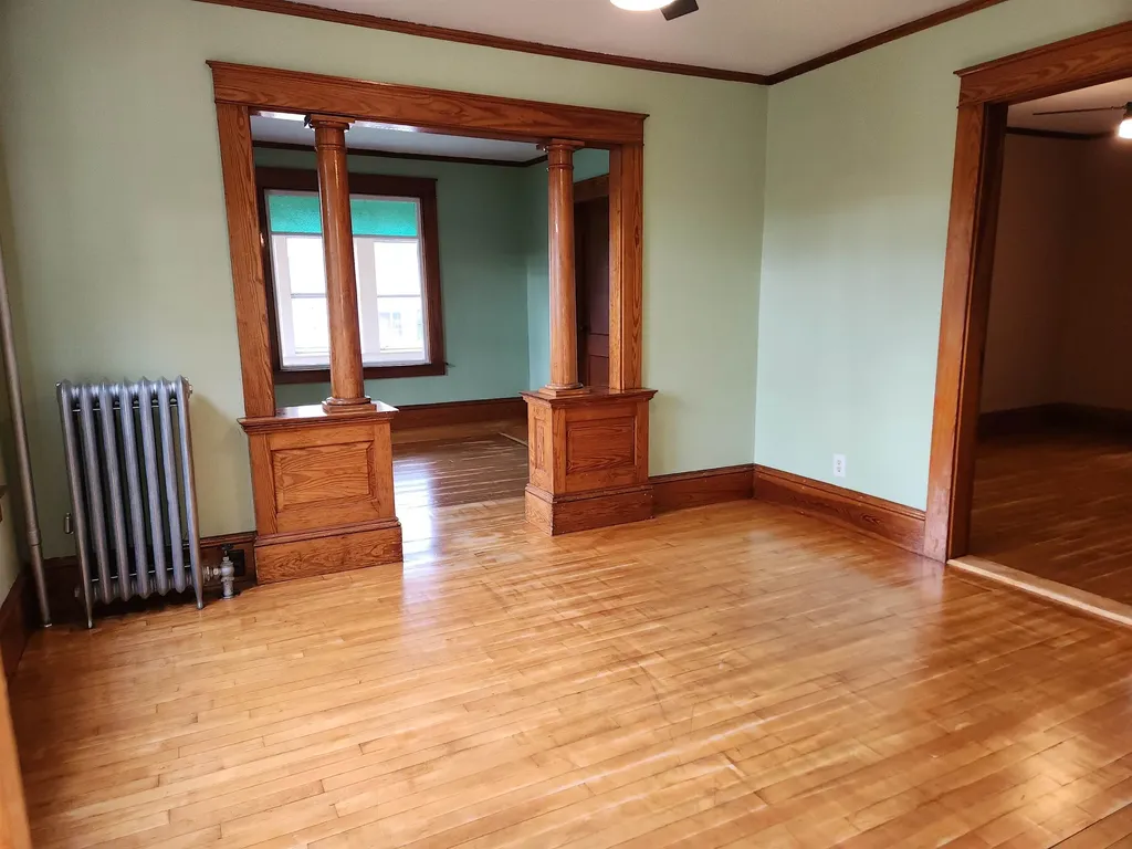 27 Spring Street Laconia NH 03246