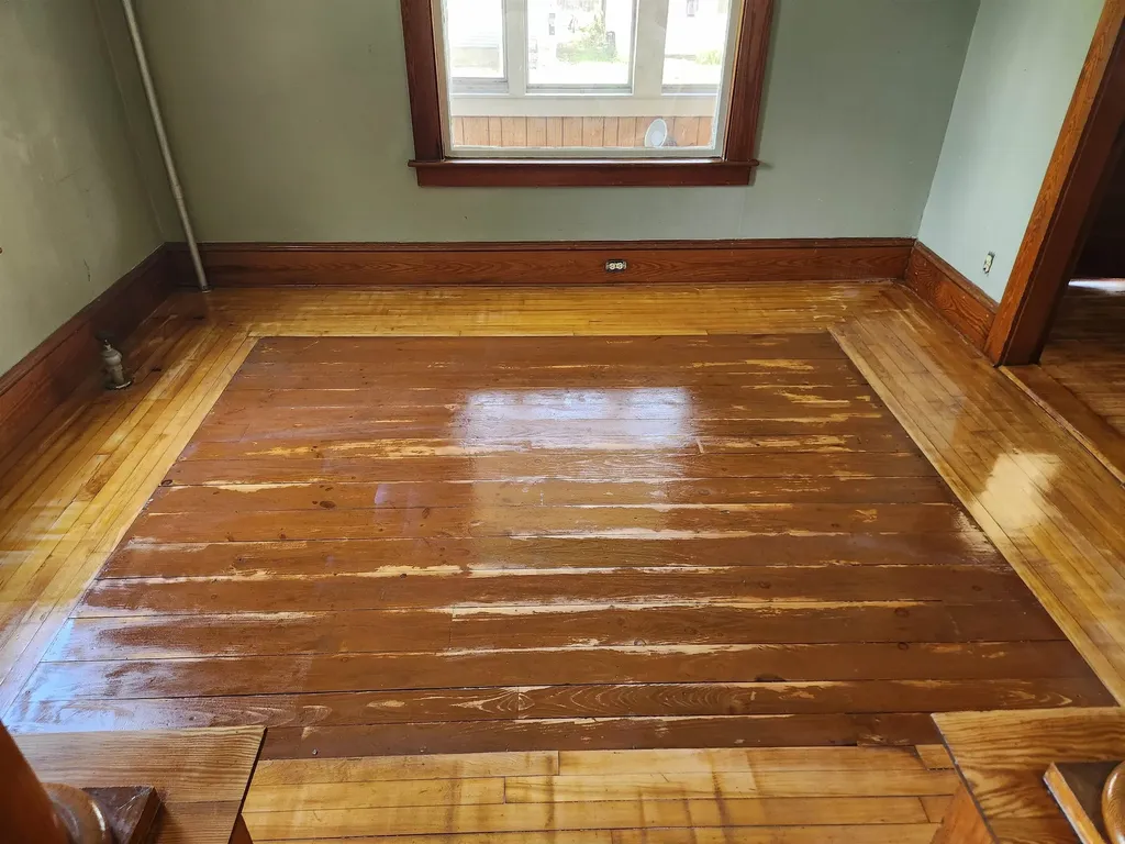 27 Spring Street Laconia NH 03246