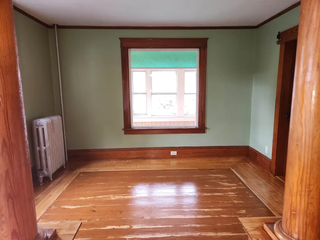 27 Spring Street Laconia NH 03246