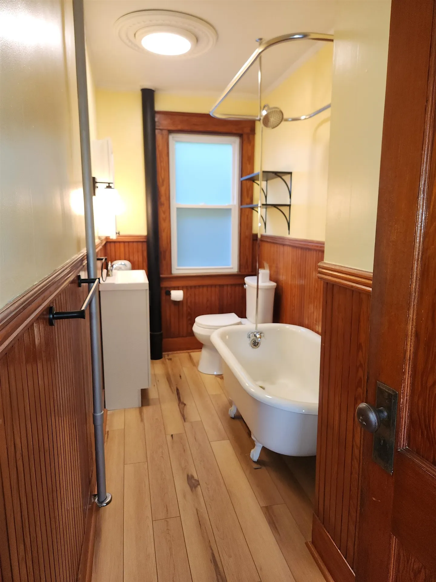 27 Spring Street Laconia NH 03246