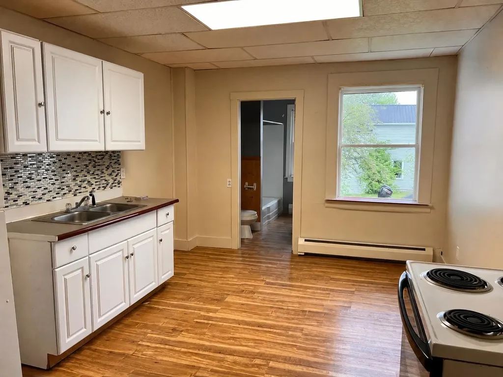 686 Third Avenue Berlin NH 03570