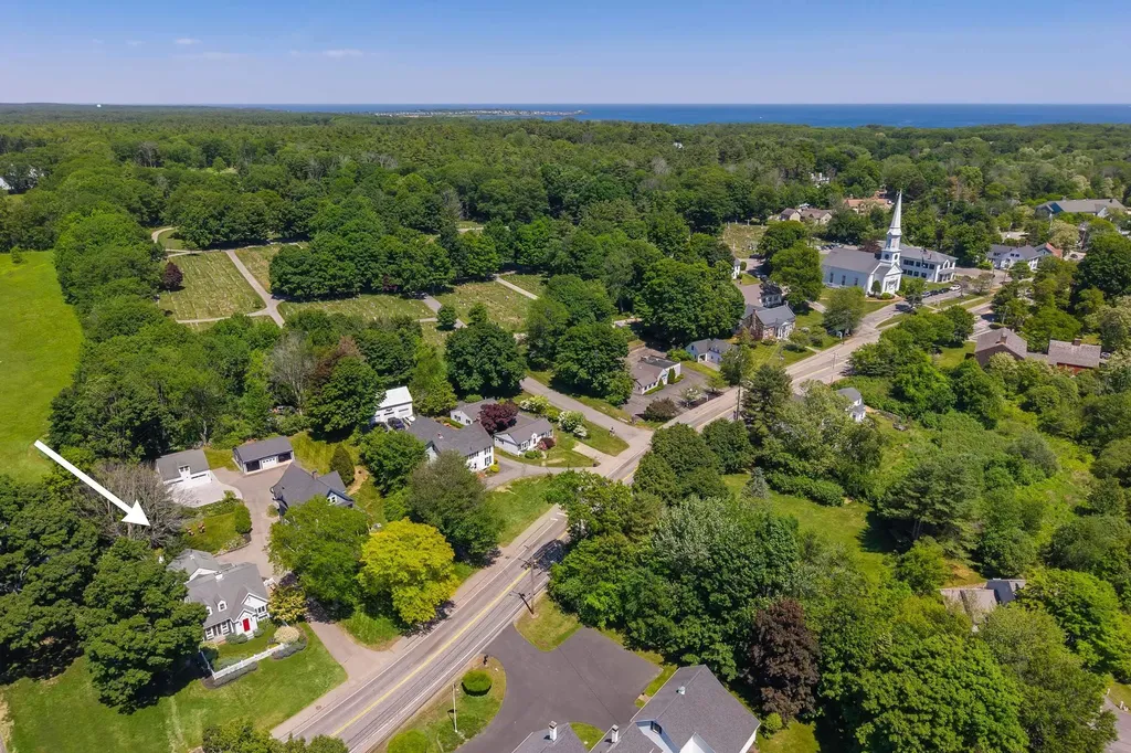 152 York Street York ME 03909