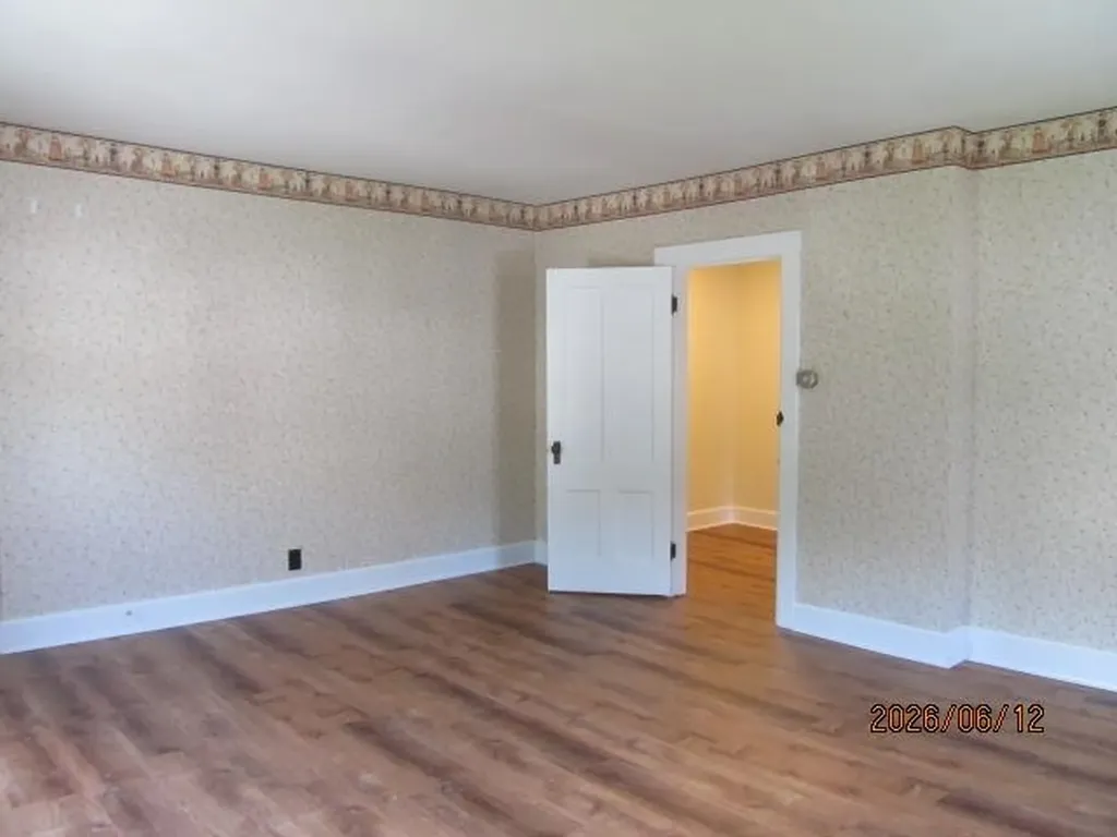 28 Olcott Lane Charlestown NH 03603