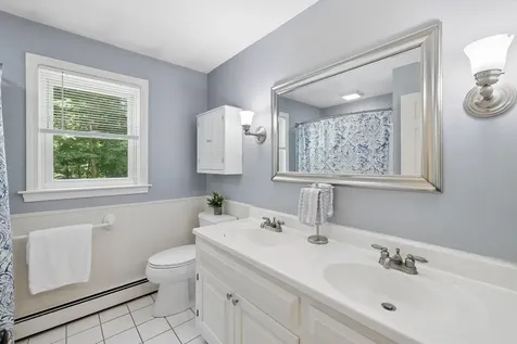 17 Candlewood Drive Amherst NH 03031