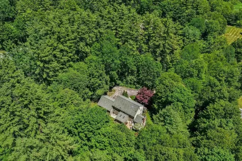 17 Candlewood Drive Amherst NH 03031